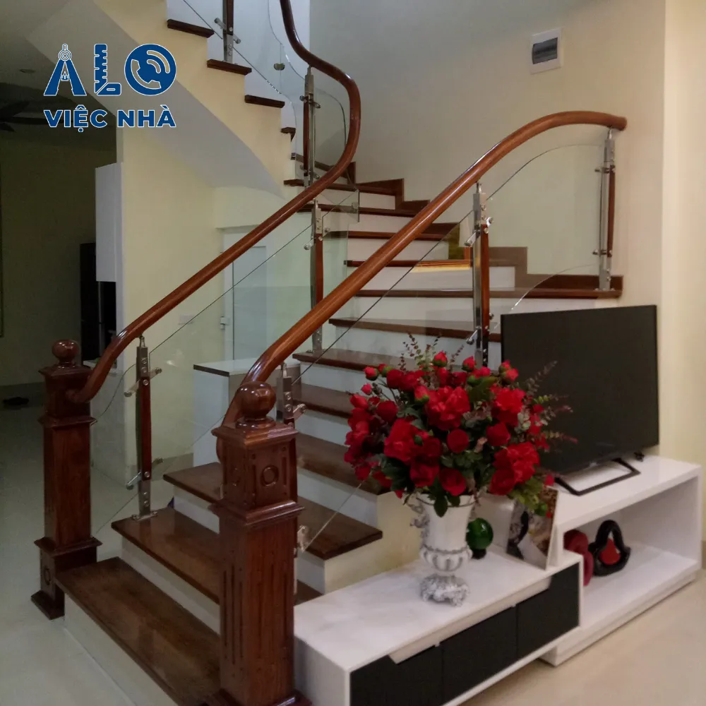 Cầu thang gỗ kính CTGK3 3 Cầu thang gỗ kính CTGK3 mẫu 1