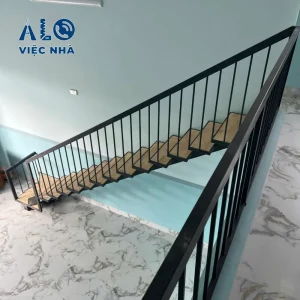 Cầu thang sắt gác lửng CTSGL1 mẫu 1