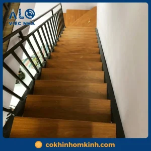 Cầu thang sắt ốp gỗ CTSOG2 mẫu 3