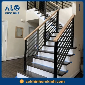Cầu thang sắt tay vịn gỗ CTSTVG3 mẫu 2