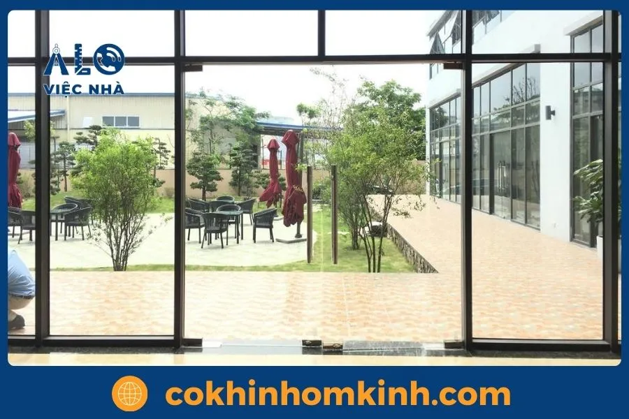 Cửa kính cường lực