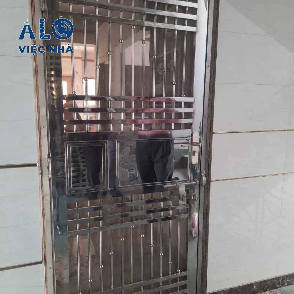 Cửa inox 1 cánh CIN1C3 3 Cửa inox 1 cánh CIN1C3 mẫu 1