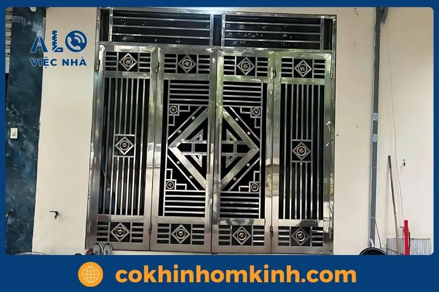 Giới thiệu dịch vụ thi công cửa inox 4 cánh