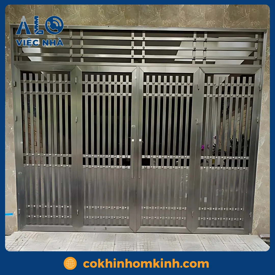 Cửa inox 4 cánh CIN4C1 8 Cửa inox 4 cánh CIN4C1 mẫu 2