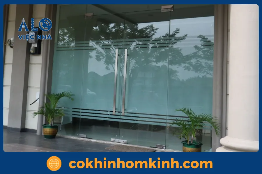 Cửa kính cường lực là gì?