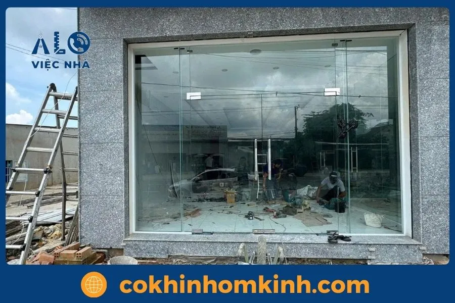 Cấu tạo Cửa kính cường lực 2 cánh