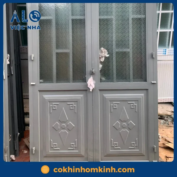 Cửa sắt 2 cánh CS2C2 mẫu 2