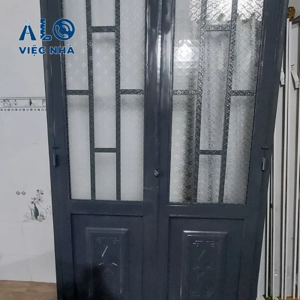 Cửa sắt 2 cánh CS2C3 mẫu 1