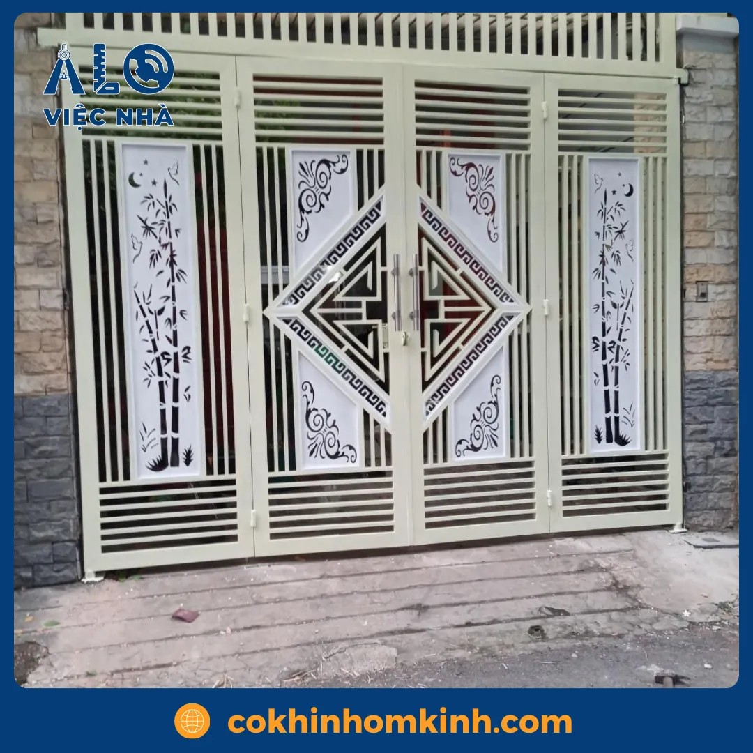 Cửa sắt 4 cánh CS4C3 8 Cửa sắt 4 cánh CS4C3 mẫu 2