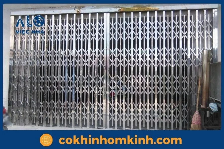 Cửa xếp inox 304 cao cấp – Mẫu đẹp, bền, báo giá xưởng 7 Quy trình đặt hàng và lắp đặt cửa xếp inox