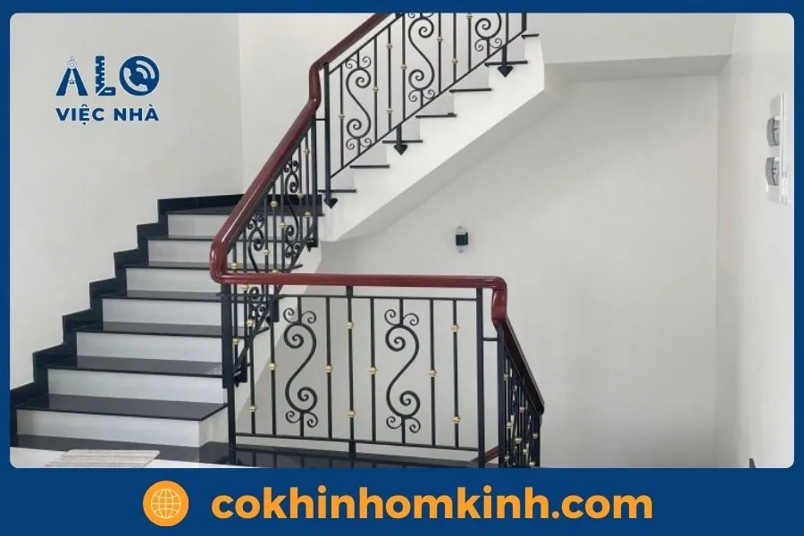 Lan can cầu thang sắt mẫu 5
