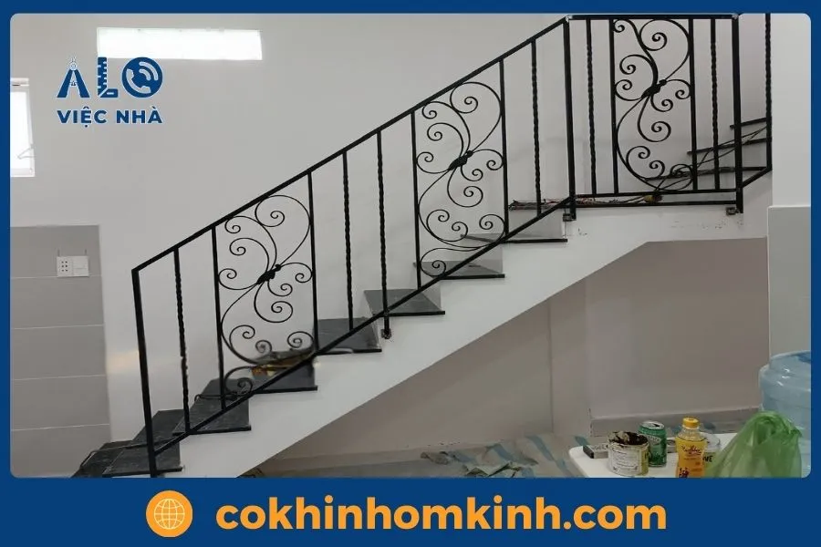 Lan can cầu thang sắt mẫu 6