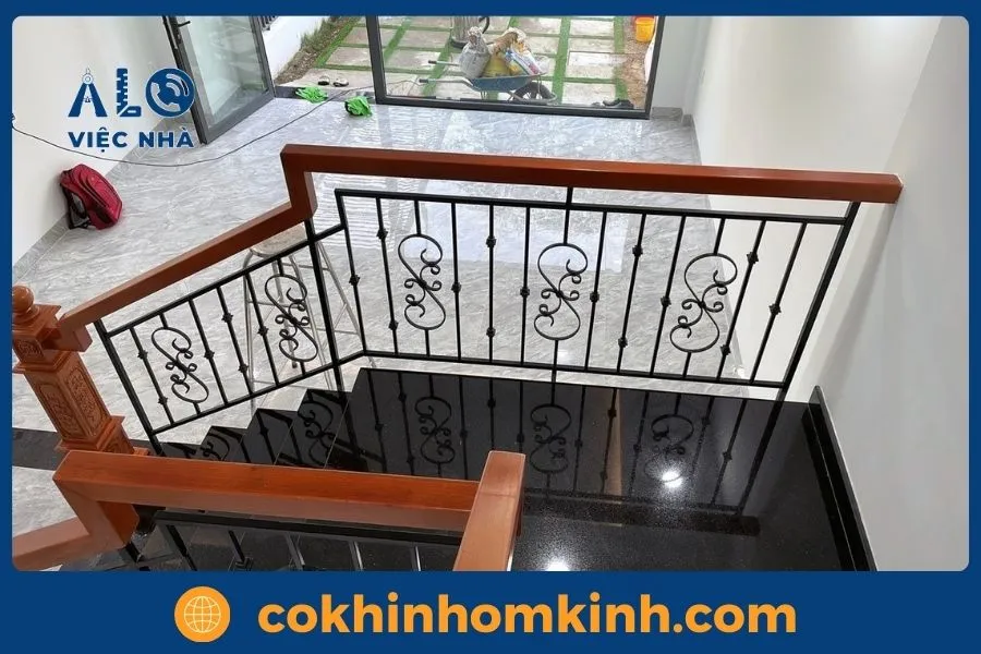 Lan can cầu thang sắt là gì ?