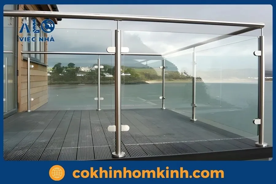 Đơn vị thi công lan can kính cường lực uy tín, giá rẻ nhất hiện nay