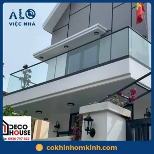 Lan can kính cường lực LCKCL3 mẫu 3