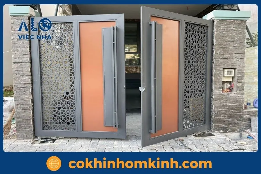 99+ Mẫu cửa cổng sắt 2 cánh đẹp đơn giản 8 Mẫu cửa cổng sắt 2 cánh đẹp đơn giản mẫu 3