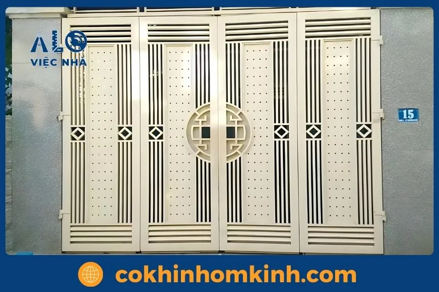 75+ Mẫu Cửa Sắt hộp 4 Cánh Đẹp, Sang Trọng 8 Cửa sắt hộp 4 cánh mẫu 5
