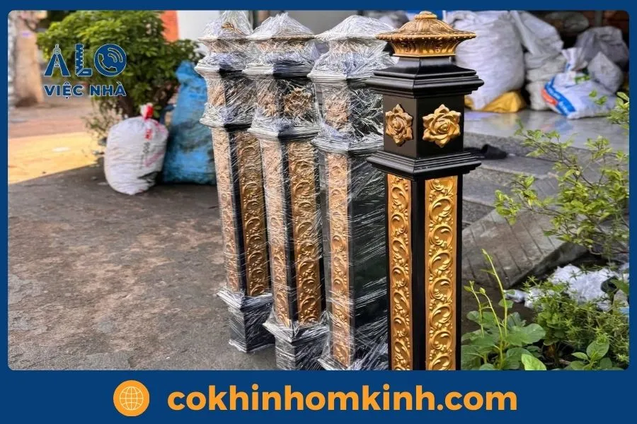 Mẫu trụ cầu thang sắt đơn giản, chắc chắn