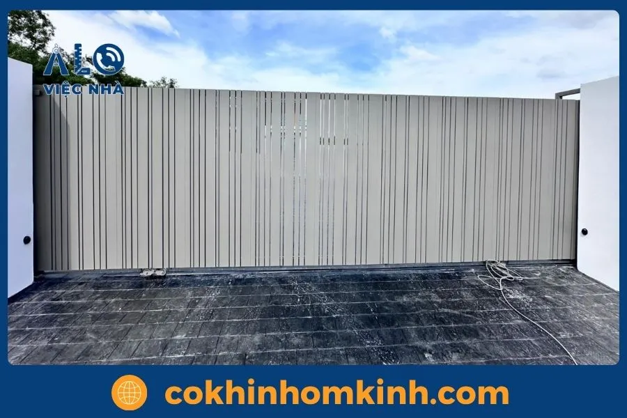 Ưu điểm nổi bật của cửa cổng lùa sắt hộp