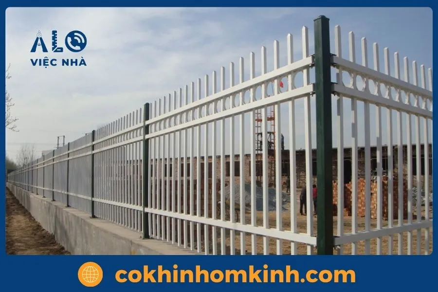 Giới thiệu dịch vụ thi công hàng rào sắt hộp 20x40 tại Cơ Khí Nhôm Kính
