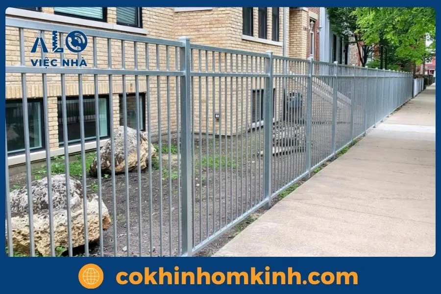 Giới thiệu đơn vị thi công hàng rào sắt hộp mạ kẽm uy tín tại TPHCM