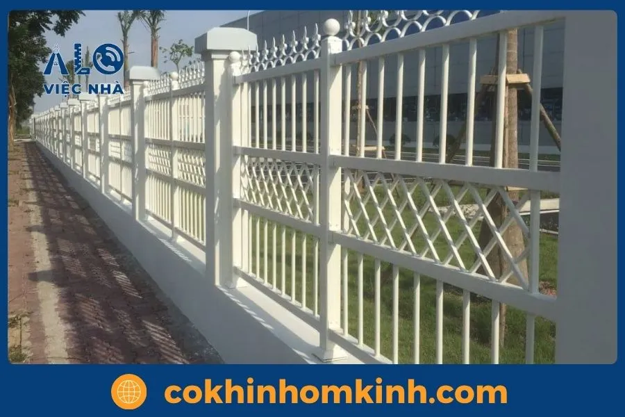 Những lưu ý quan trọng khi lựa chọn và sử dụng hàng rào sắt hộp mạ kẽm