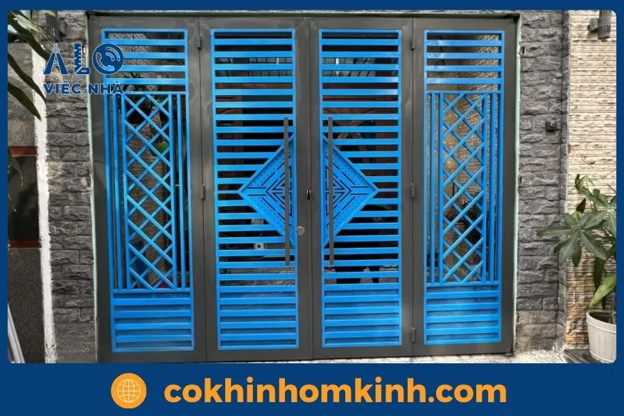 Những Màu Sơn Cửa Sắt Đẹp, Hiện Đại & Hợp Phong Thủy 2 Tại sao việc chọn màu sơn cửa sắt lại quan trọng?