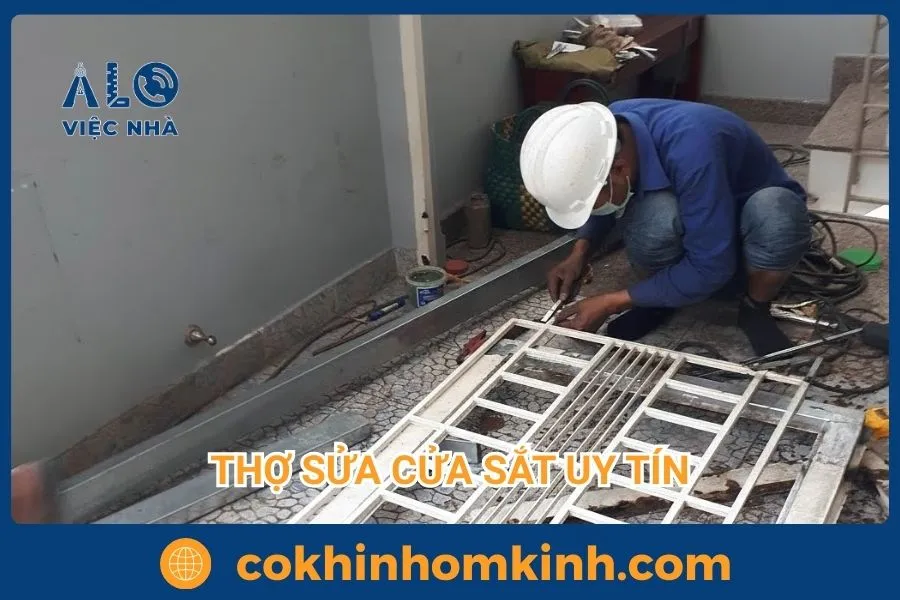 Dịch vụ Sửa Cửa Sắt tại tphcm GIÁ TỐT năm 2026 1 Dịch vụ sửa cửa sắt tại nhà trọn gói, chuyên nghiệp và uy tín.