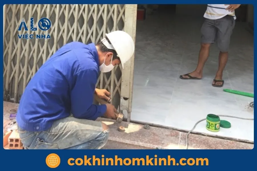 Dịch vụ Sửa Cửa Kéo tại Tphcm THỢ 6 NĂM KINH NGHIỆM 5 Thay ray trượt cửa kéo